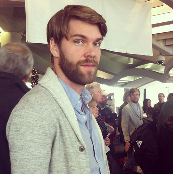  Friend Discovered His Doppelgänger At The Airport Today. Neither Were Pleased