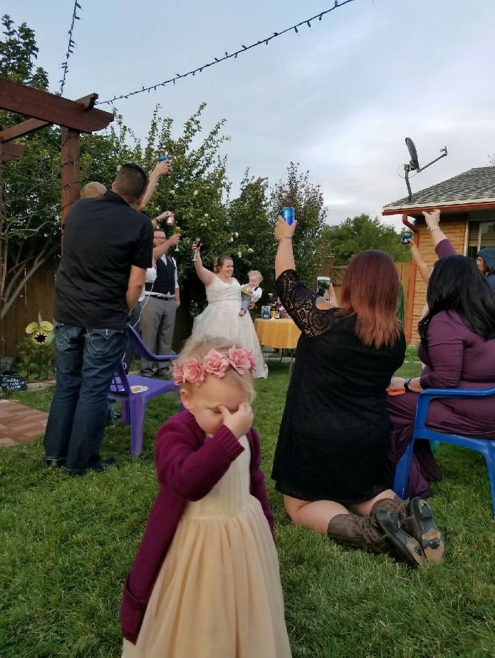Kids at wedding
