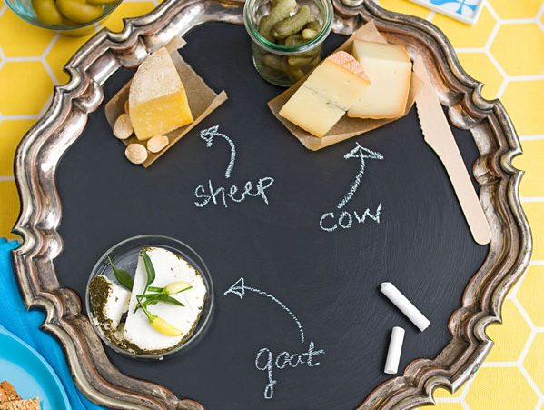chalkboard-paint-serving-platter