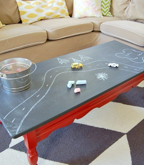 chalkboard-paint-coffee-table-2