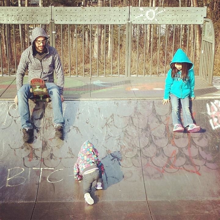 "Fotrografía de mi hija gateando, parece que está escribiendo un insulto". – foresttravestys, Reddit