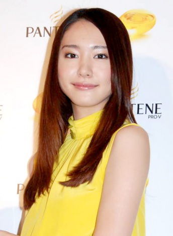 ã¯ã³ã¬ã³ãã¢ã®æ°å£çµè¡£