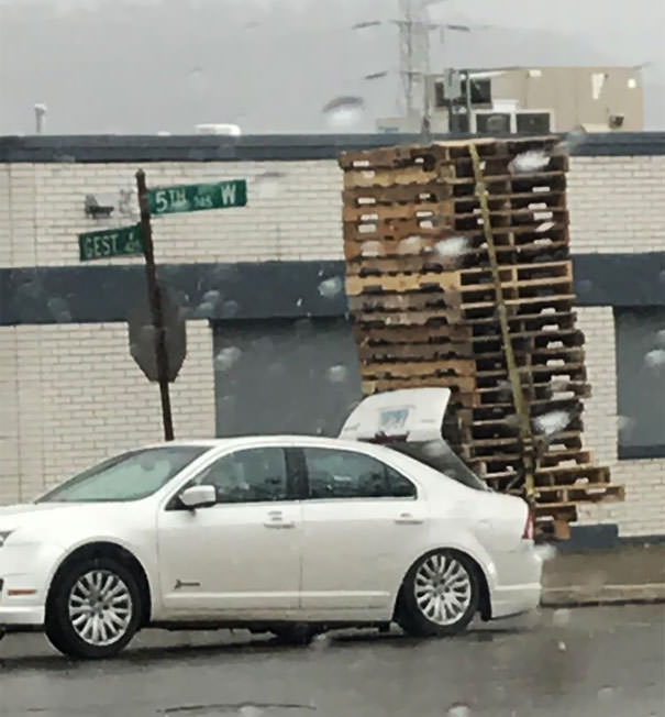 Just Saw This On My Way To Work, Guy Had Skids 15 Feet In The Air With 2 Ratchet Straps And That’s It