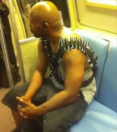 23 fotos das pessoas mais bizarras do metrô