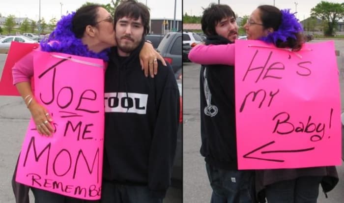 embarrassing parents 12.jpg