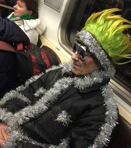23 fotos das pessoas mais bizarras do metrô