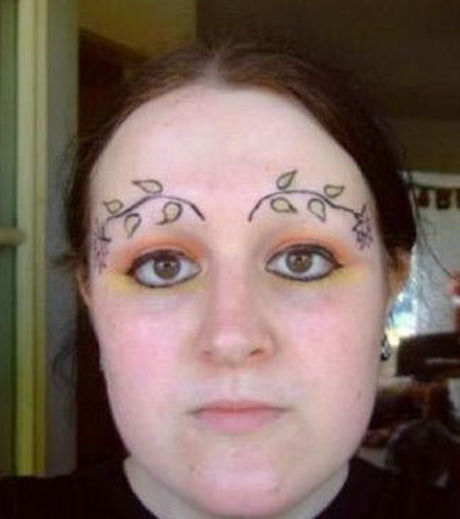 20 fotos de mulheres que acabaram com as suas sobrancelhas