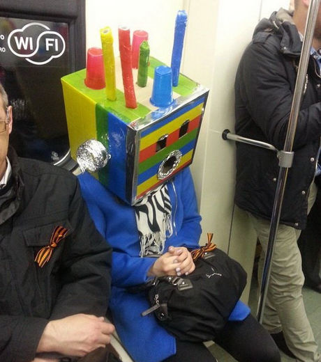 23 fotos das pessoas mais bizarras do metrô