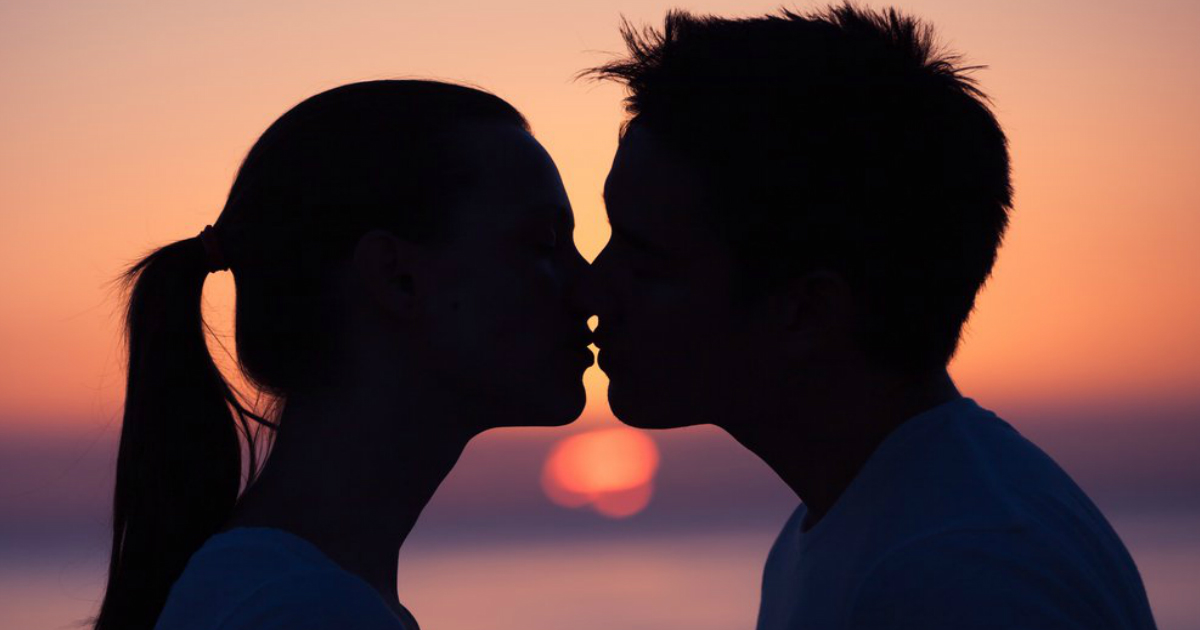 7 choses qu&amp;#39;un premier baiser peut vous dire sur la personne - Vonjour