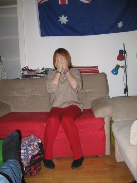 24 Funny Photos Of People Who Accidentally Dressed Like Their Surroundings. #5 Is TheBest Ever.