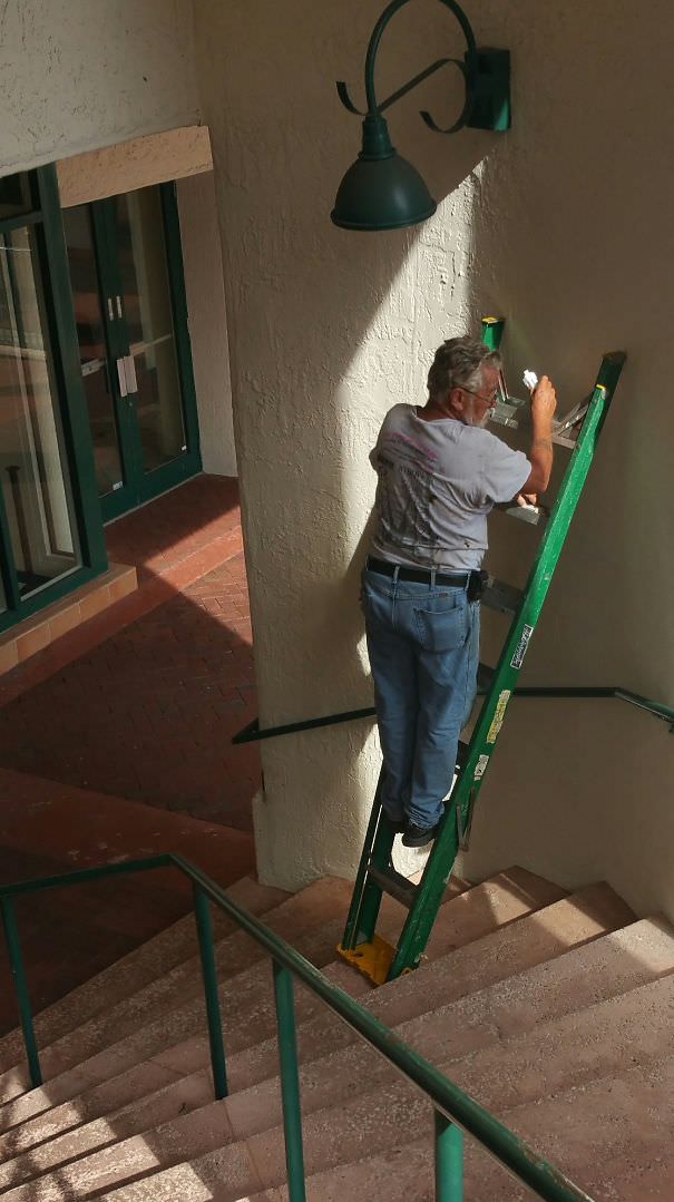  Crazy men doing dangerous things