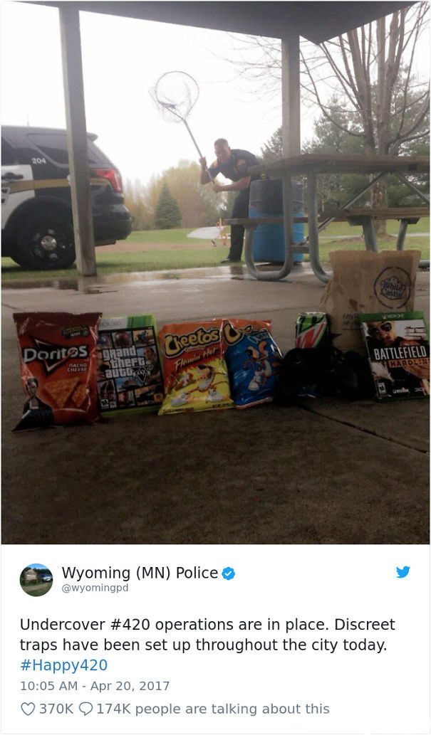  A Police Department In Minnesota Has Set Up Traps Throughout The City Today