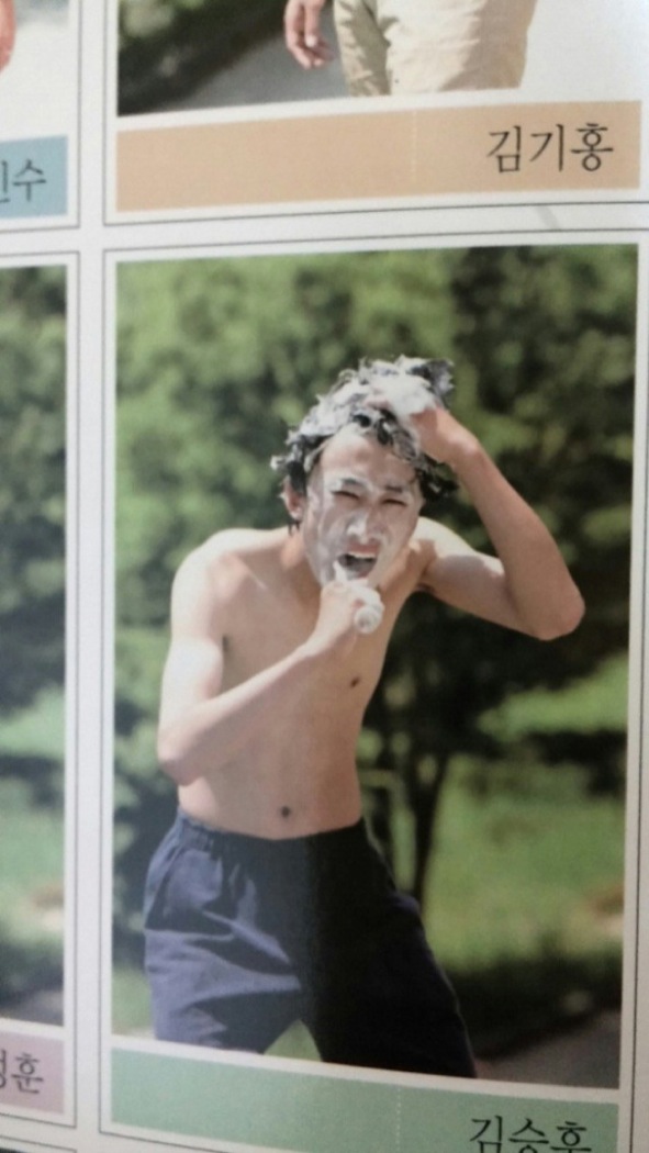 ridiculous-yearbook-photos-14