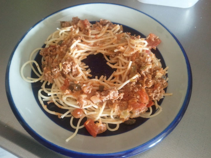 21 Everyday Life Hacks - Space out a circle in your food when reheating in the microwave.