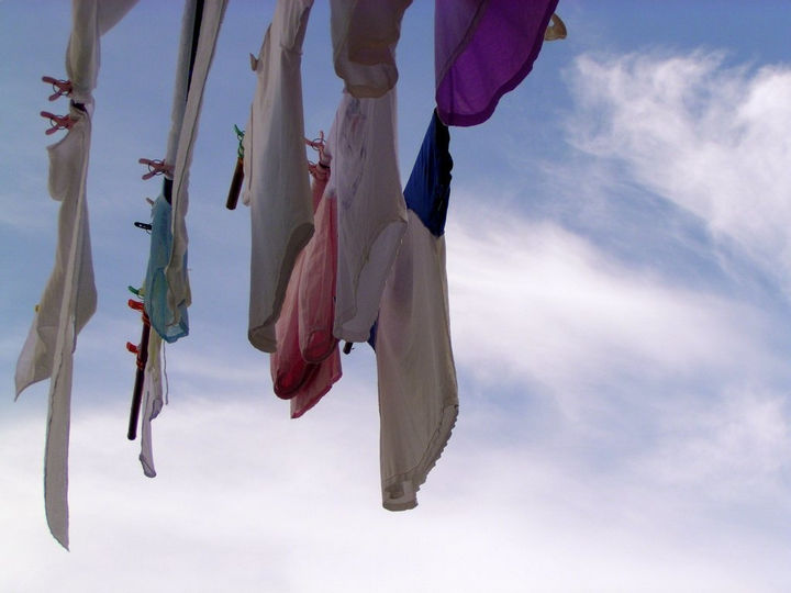 22 Handy Silica Gel Uses - Keep your clothes smelling fresh and clean.