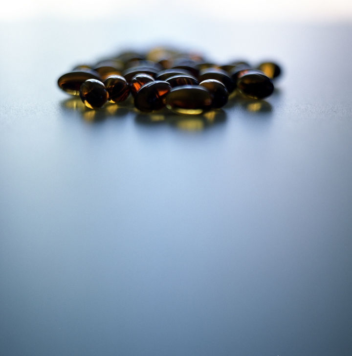 22 Handy Silica Gel Uses - Preserve freshness when storing medicine and supplements.