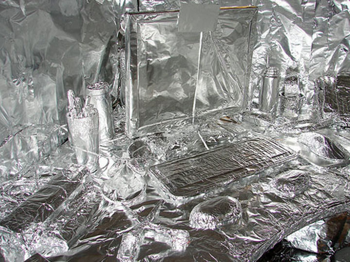 26 Funny Office Pranks - For the person who likes things to be shiny!