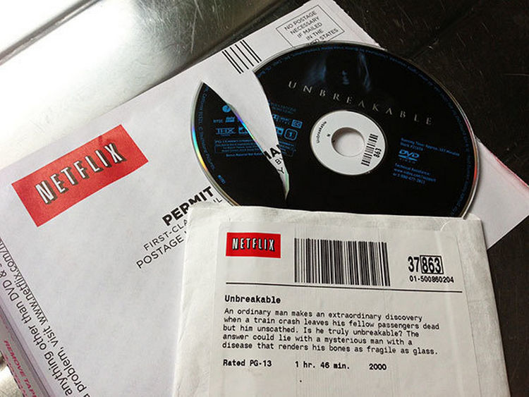 44 Incredibly Funny Pictures That Will Make You Smile - Unbreakable is broken.