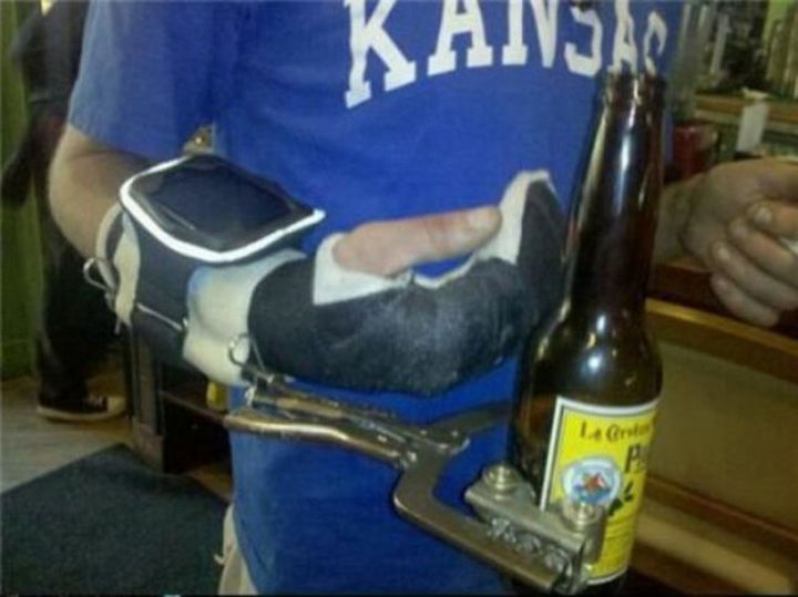 51 Crazy Life Hacks - Even when injured, priorities come first.