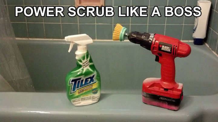 51 Crazy Life Hacks - With tile cleaner and a power drill, mildew doesn