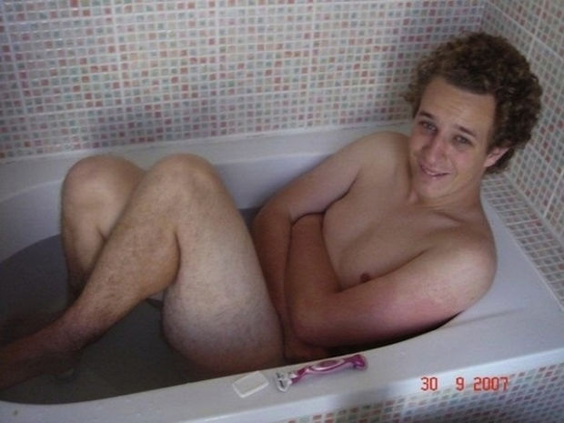 27 Tall People Problems Only Tall People Have - You haven