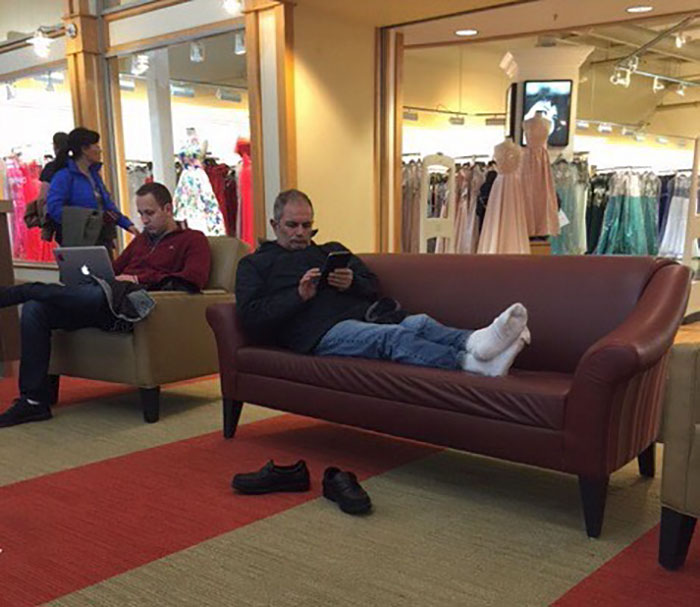 Funny-Miserable-Men-Shopping-Photos Funny-Miserable-Men-Shopping-Photos