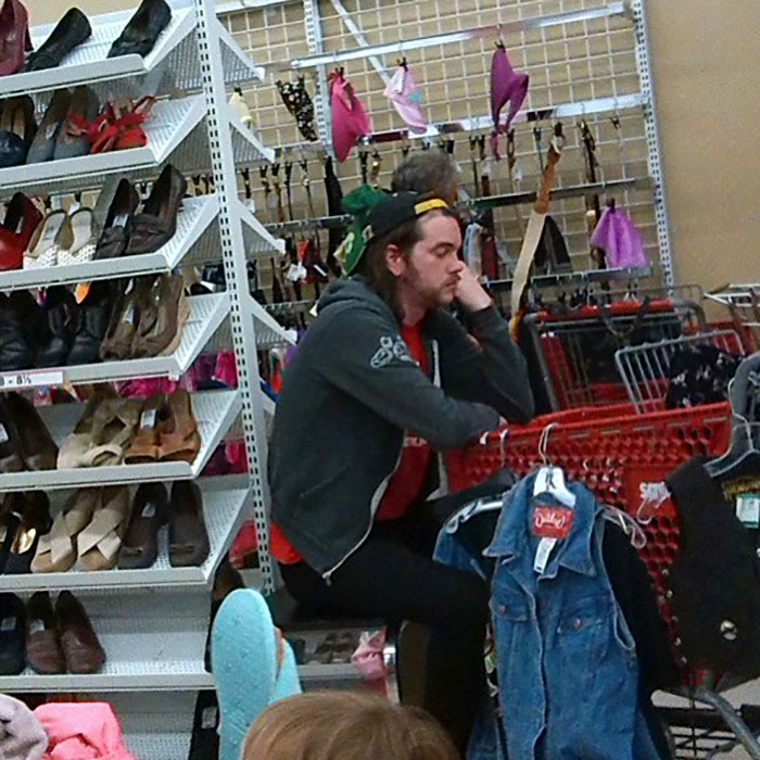 Funny-Miserable-Men-Shopping-Photos Funny-Miserable-Men-Shopping-Photos