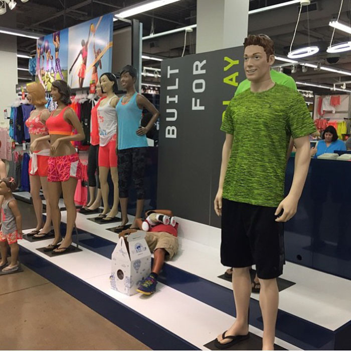 Funny-Miserable-Men-Shopping-Photos Funny-Miserable-Men-Shopping-Photos