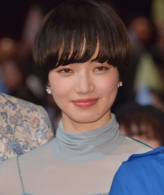 小松菜奈 福士蒼汰 イメチェンに失敗した芸能人たちまとめ