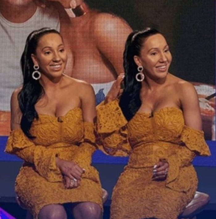 World S Most Identical Twins Admit They Take Turns Making Love With