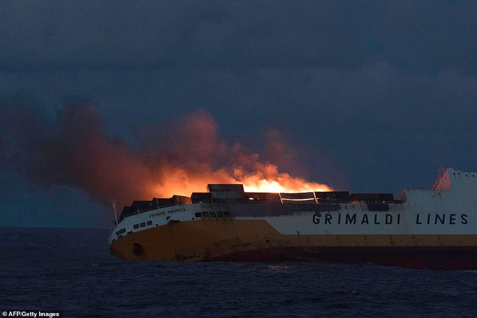 Italian Container Ship Carrying 2000 Cars Caught Fire And Sank In The