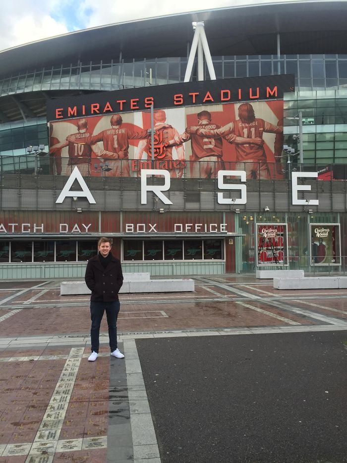 Girlfriend Said She Would Take A Pic Of Me Outside The Emirates Stadium Girlfriend Said She Would Take A Pic Of Me Outside The Emirates Stadium