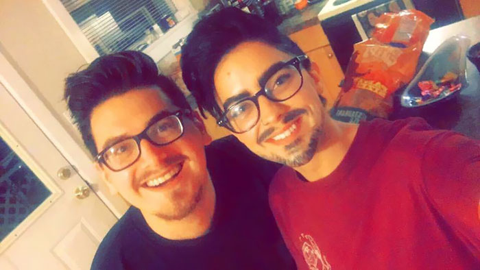 My Girlfriend Showed Up To A Party For My Birthday Dressed As Me My Girlfriend Showed Up To A Party For My Birthday Dressed As Me