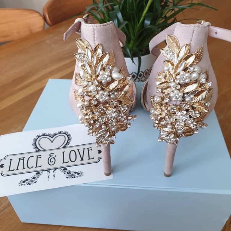 No photo description available.