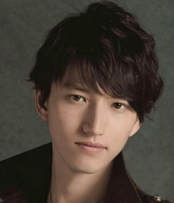 芸能界裏の情報.com