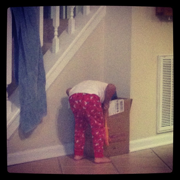 criancas-esconde-esconde-13