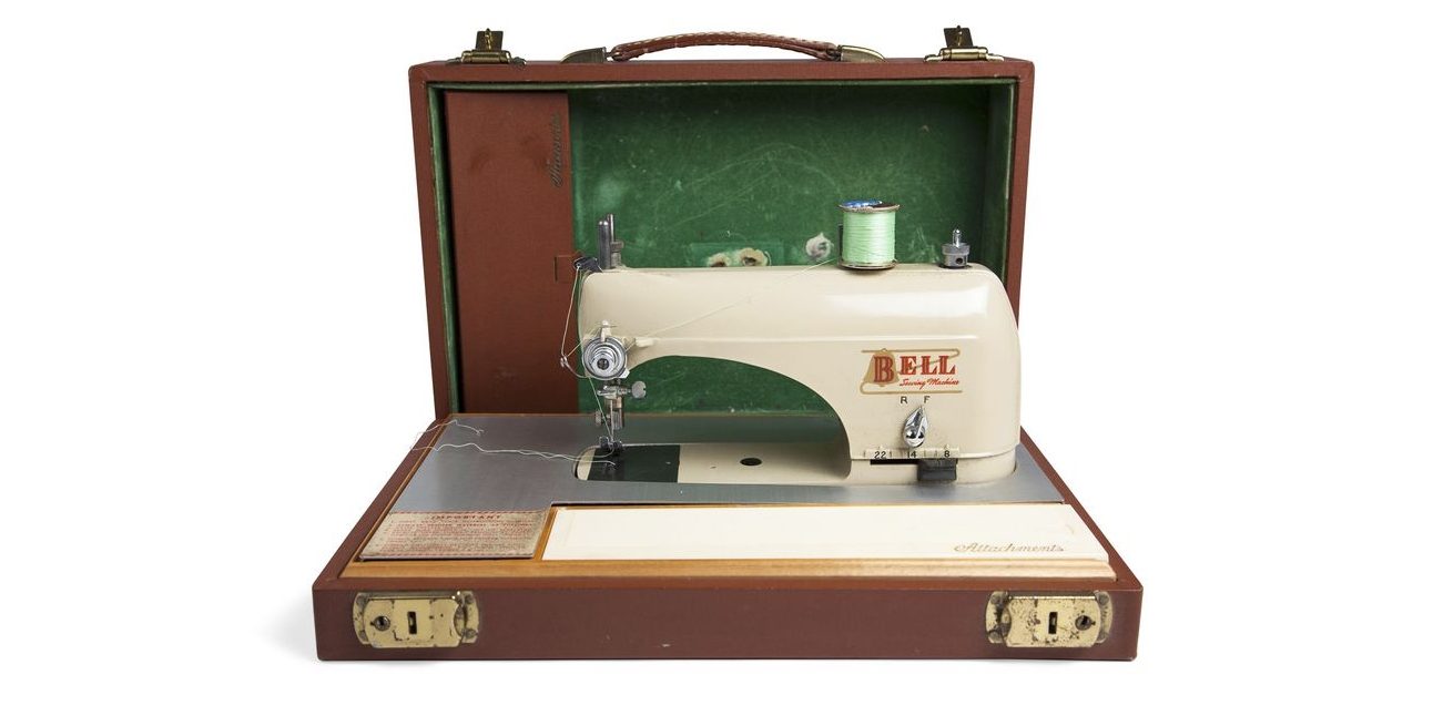 45 Antiques Found In Attics That Could Turn Out To Be A Treasure