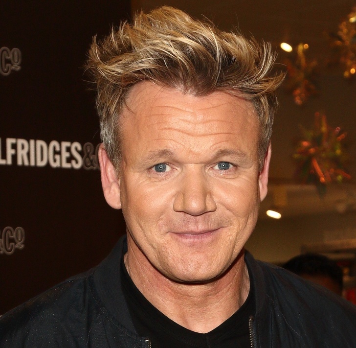 12 Things Men Do That Make Women Melt on the Spot