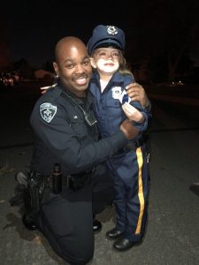 Image may contain: 2 people, people smiling