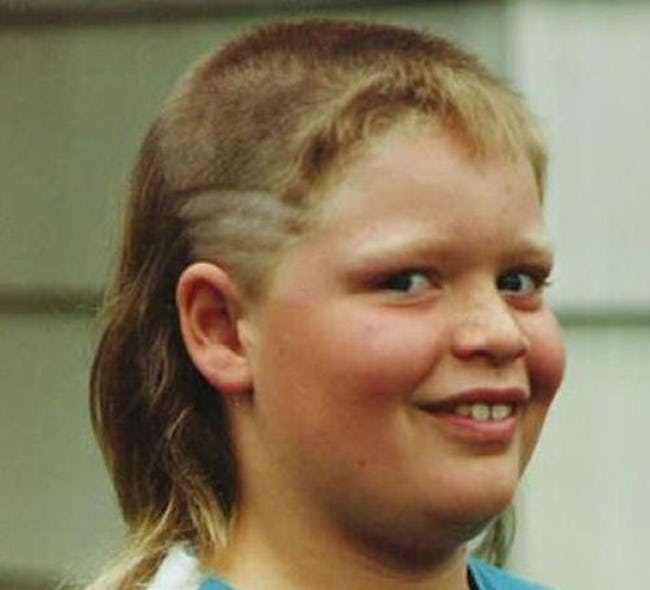 hilariously bad haircuts that will never see again 26