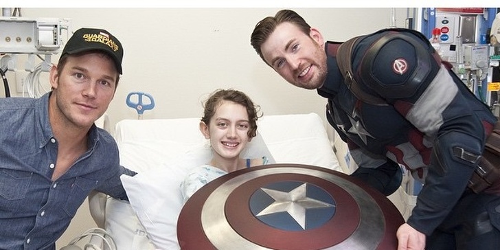 10 Famosos que no hacen obras de caridad solo para salir en las revistas