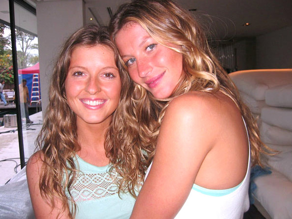 Resultado de imagen de Gisele y Patricia BÃ¼ndchen