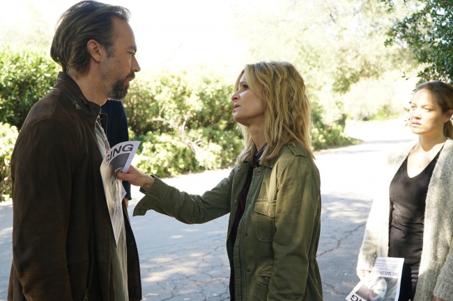 14 Series recién salidas del horno que no te dejarán salir de casa