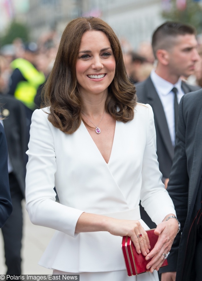 Conoce a los 15 príncipes y princesas más bellos del mundo