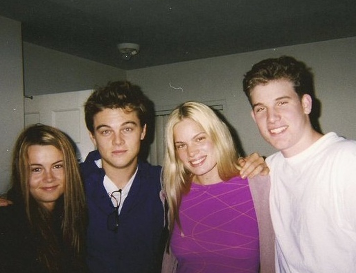 15 Personas que hablaban y salían con famosos cuando nadie sabía quiénes eran