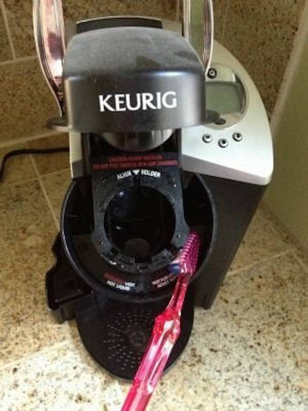 tn_uso-escova-dente-7