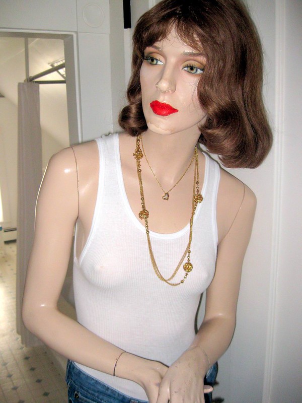 mannequin