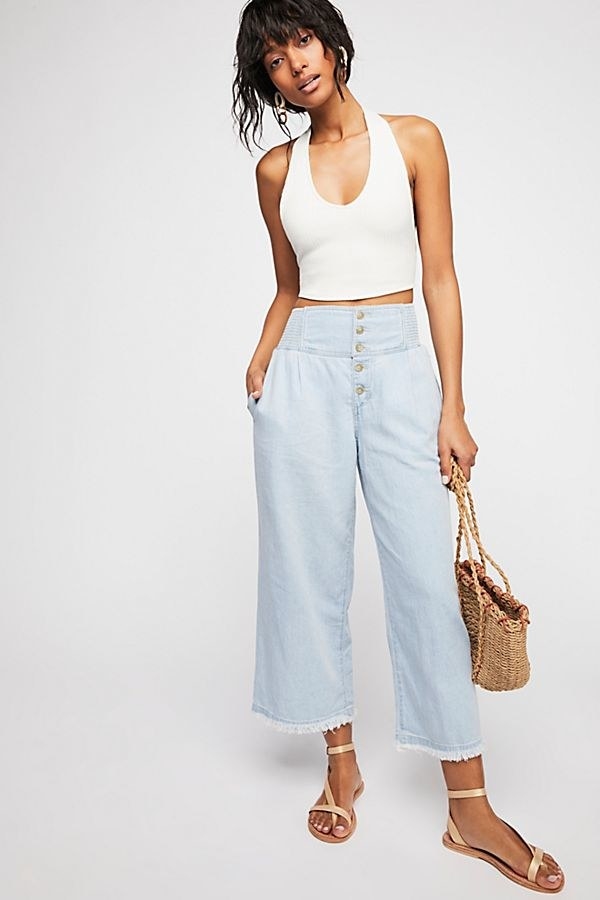 Promising review: &quot;These pants have become such an essential to my wardrobe! They are so comfortable and really flattering. Perfect for when you want to wear a cute outfit, but still be comfortable. For size reference, I’m 5&#x27;6&quot;, 120 lbs., and between a waist size 26-27. I got a 26 and they fit great!&quot; —ashleyrobertsPrice: .95 (originally -8, available in sizes 24-31 and in three colors)