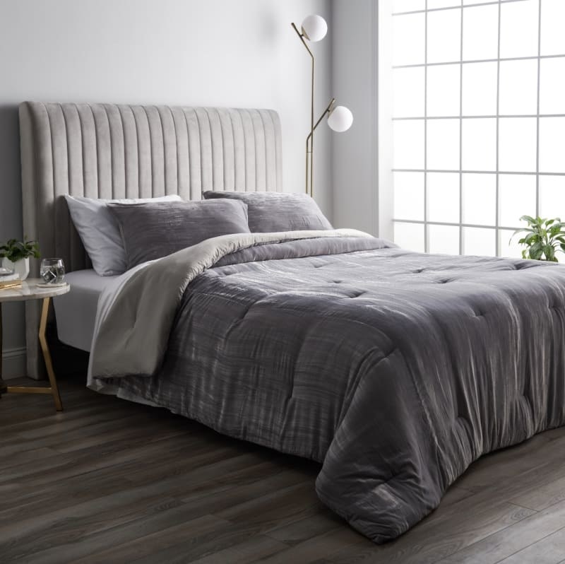 Price: 9 (available in sizes full-king and three colors)