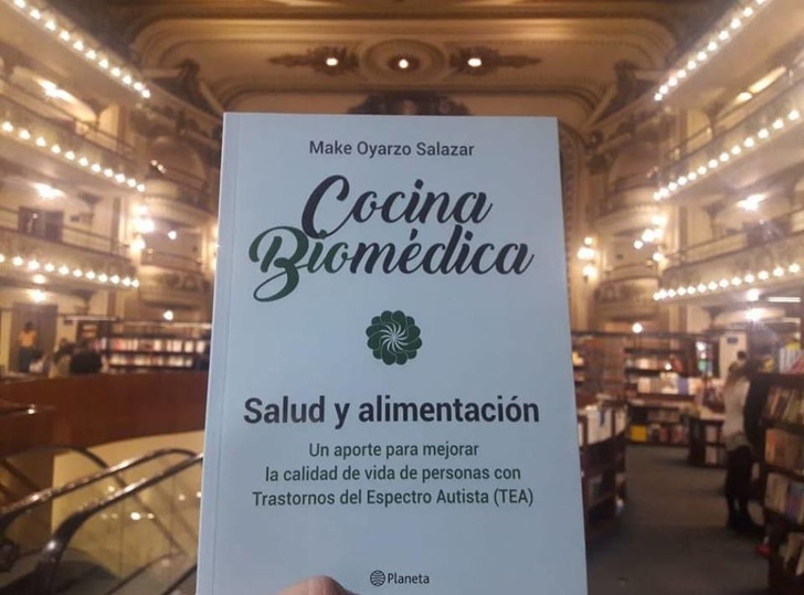 Una madre afirma haber sacado a su hija del espectro autista tras cambiar su alimentación